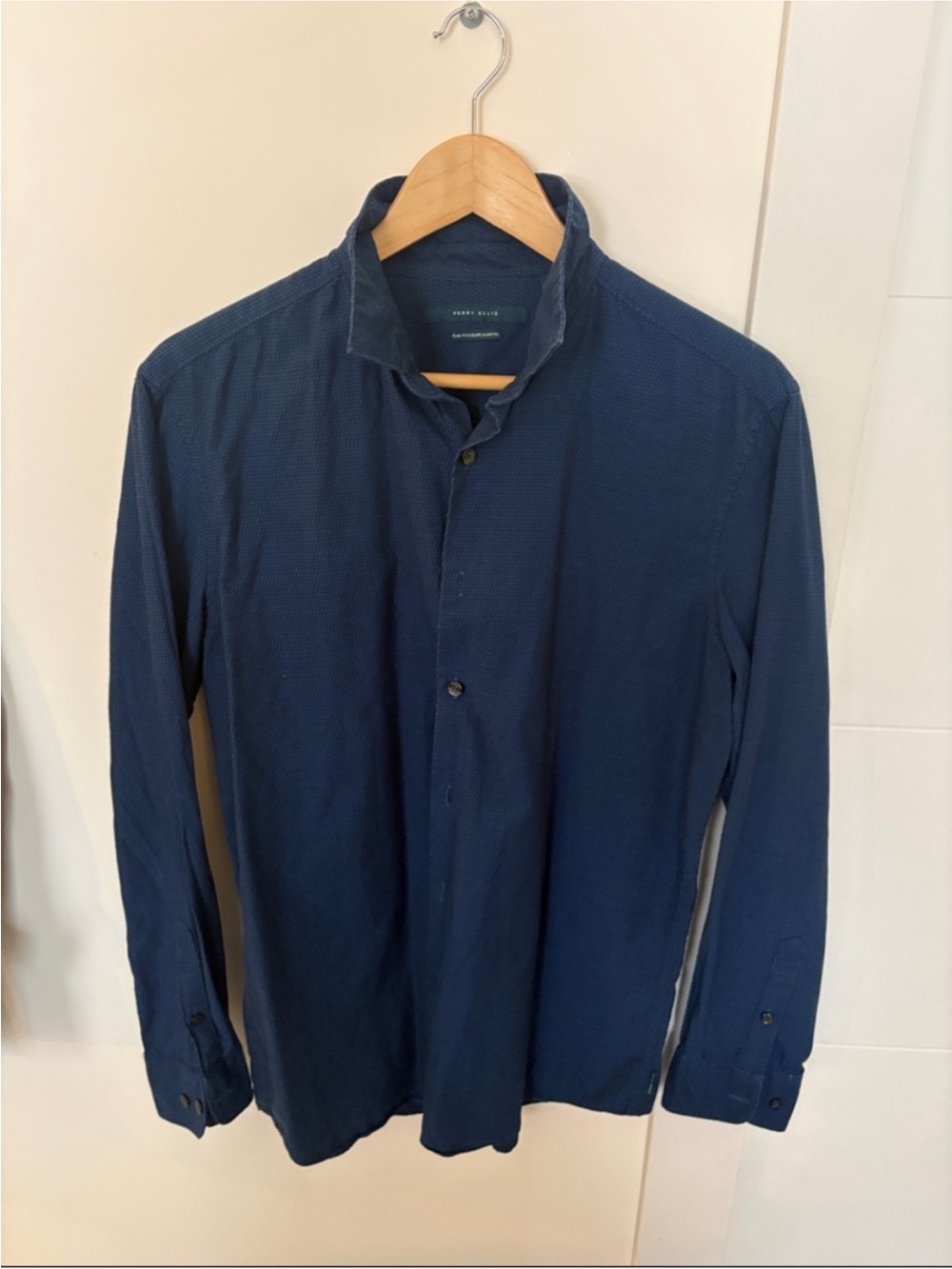 Perry Ellis Deep Navy Long-Sleeve Button-Down Shirt